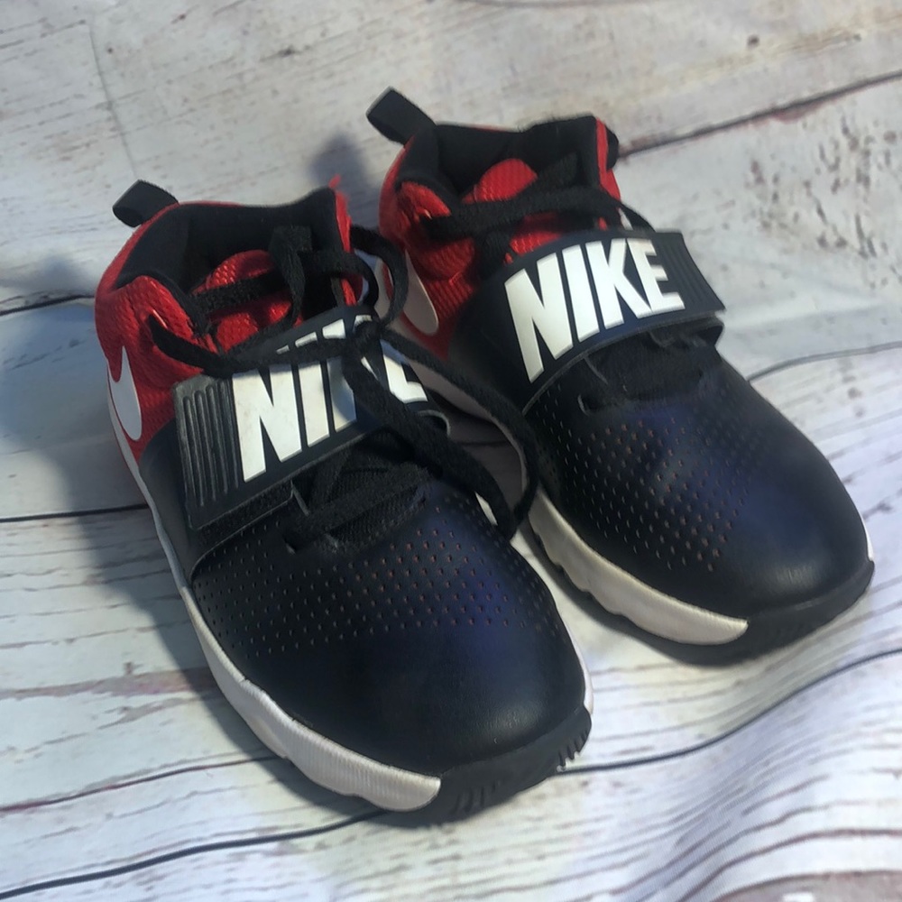Nike Kids Basketball Shoe